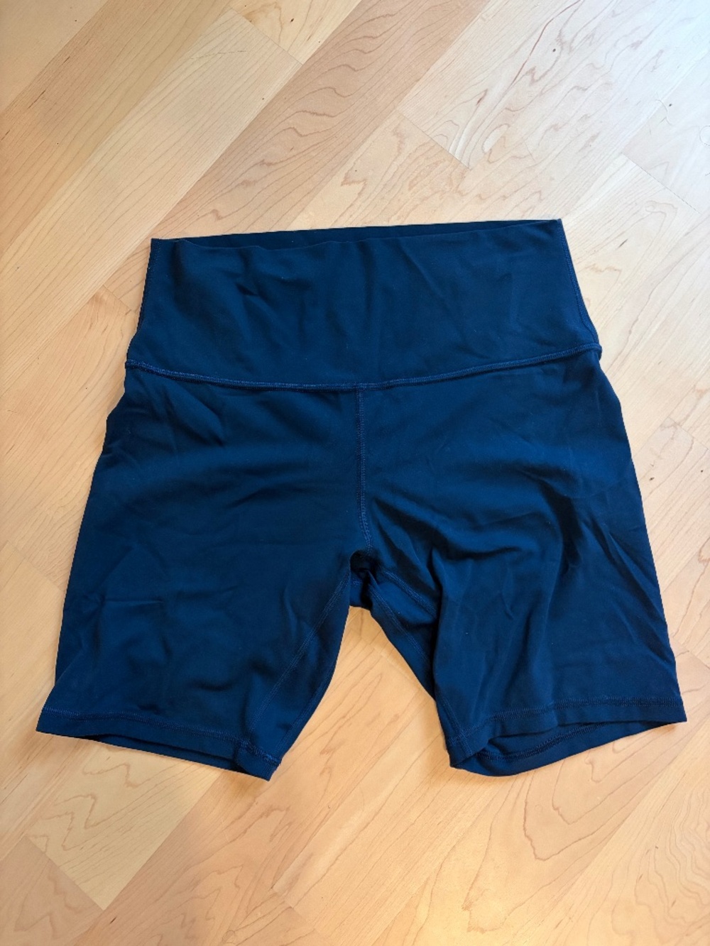 Lululemon Bike Shorts -Navy Size 10